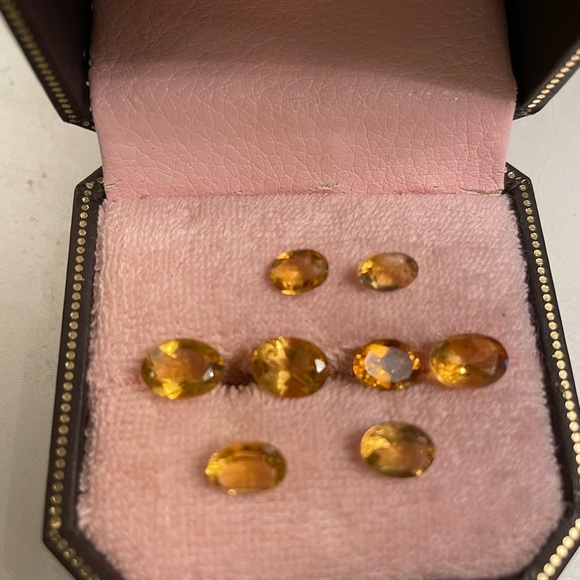 Eight Genuine Citrine Stones - Picture 4 of 7